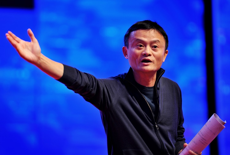 Jack Ma là ai? Tiểu sử, tài sản, vợ con và sự nghiệp