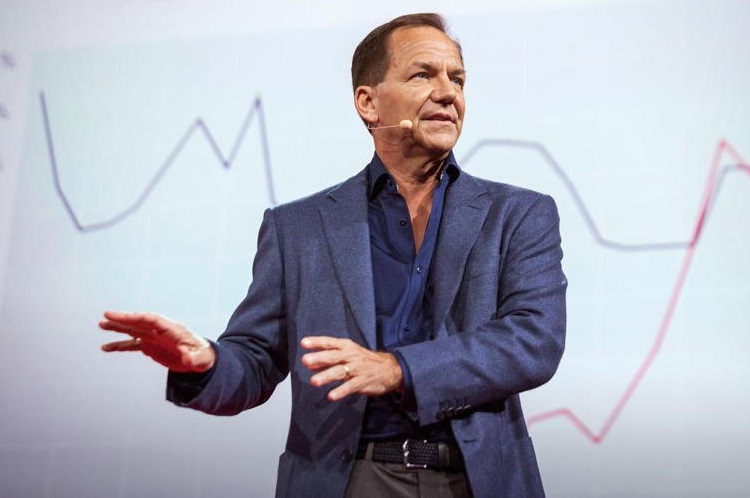 Paul Tudor Jones là ai? Tiểu sử, tài sản, gia đình, quy tắc giao dịch